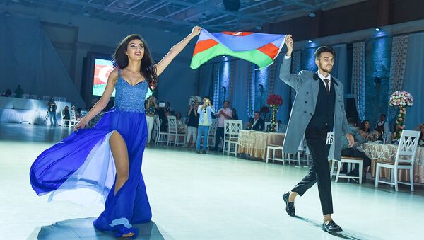 Miss & Mister Azerbaijan 2017 gözəllik müsabiqəsinin finalı - Sputnik Azərbaycan
