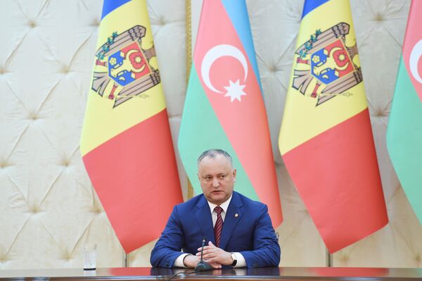 Президент Молдовы Игорь Додон Президент Молдовы Игорь Додон - Sputnik Азербайджан