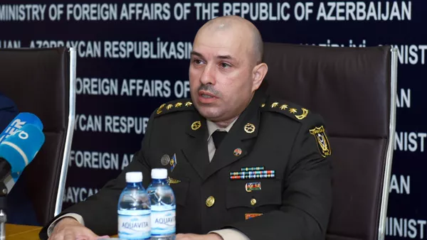 Глава пресс-службы министерства обороны АР Вагиф Даргяхлы  в ходе пресс-конференции в МИД АР - Sputnik Азербайджан