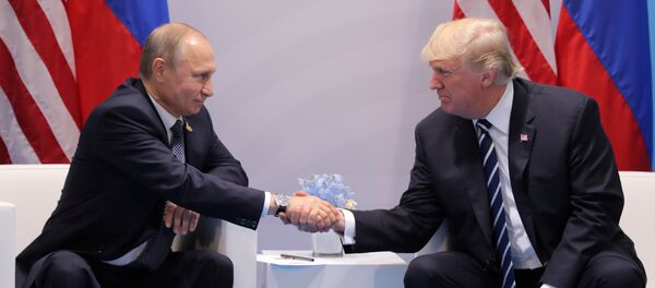 Встреча Владимира Путина и Дональда Трампа в Гамбурге, Германия, 7 июля 2017 года - Sputnik Азербайджан