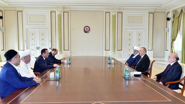 Президент Ильхам Алиев принял делегацию из Узбекистана - Sputnik Азербайджан