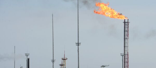Нефтегазовое месторождение, фото из архива - Sputnik Азербайджан
