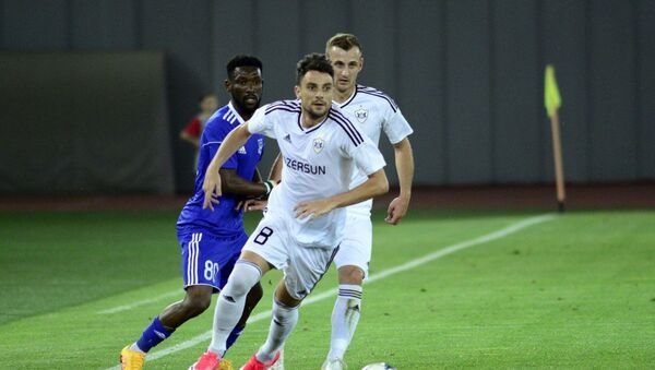Ответный матч между азербайджанским футбольным клубом Карабах и грузинским Самтредиа - Sputnik Азербайджан