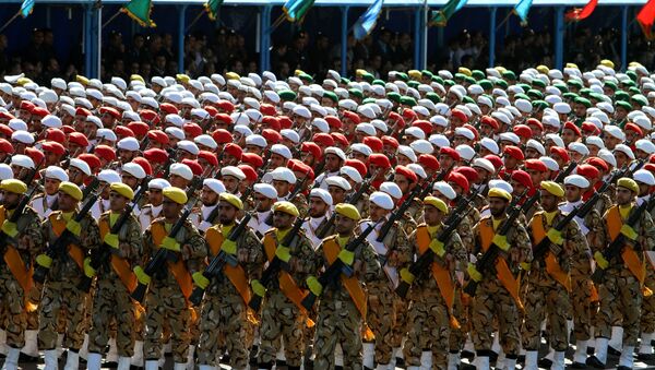 Иранские солдаты, фото из архива - Sputnik Азербайджан