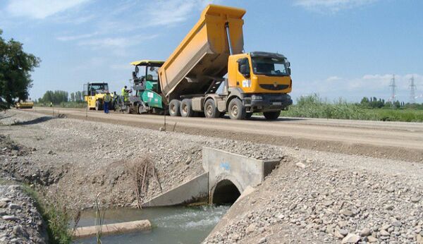 Строительство автомагистрали Мингячевир-Бахрамтепе - Sputnik Азербайджан