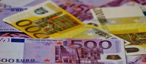 Купюры единой европейской валюты большого достоинства, архивное фото Купюры единой европейской валюты большого достоинства, архивное фото - Sputnik Азербайджан