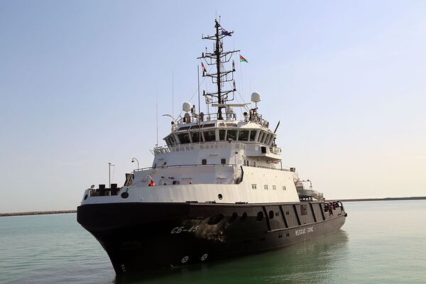 Cпасательно-буксирное судно СБ-45 Каспийской флотилии ВМФ России - Sputnik Азербайджан