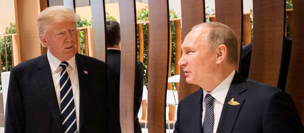 Встреча президентов США и России Дональда Трампа и Владимира Путина - Sputnik Азербайджан