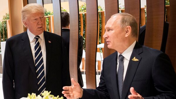 Встреча президентов США и России Дональда Трампа и Владимира Путина - Sputnik Азербайджан