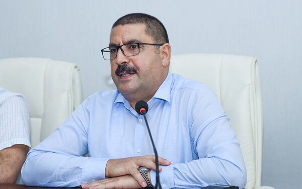 Председатель НПО Горхмаз Ибрагимов - Sputnik Азербайджан