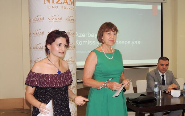 В киноцентре Низами при поддержке British Council прошла презентация новой модели кинокомиссии - Sputnik Азербайджан