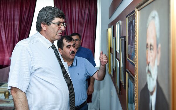 Сотрудники информационного агентства Sputnik Азербайджан посетили музей истории прессы Азербайджана - Sputnik Азербайджан