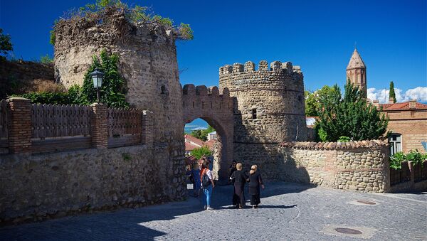 Крепостные ворота в Сигнахи, фото из архива - Sputnik Азербайджан