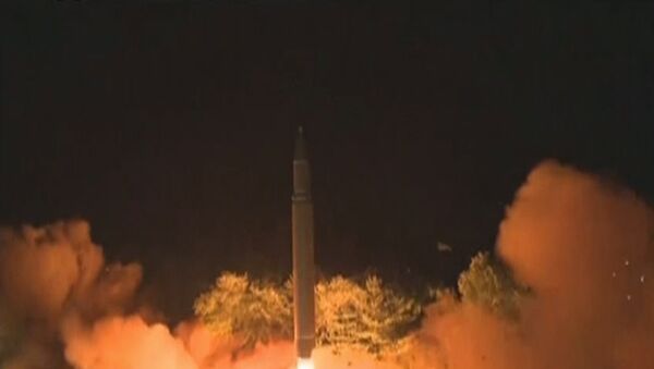 Запуск баллистической ракеты в Северной Корее - Sputnik Azərbaycan