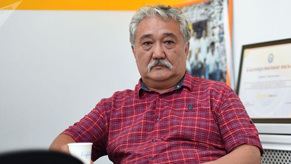 Кыргызский политолог Бакыт Бакетаев - Sputnik Азербайджан