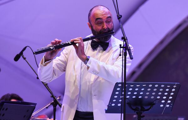 Концерт Азербайджанского государственного симфонического оркестра в рамках IX Габалинского международного музыкального фестиваля - Sputnik Азербайджан