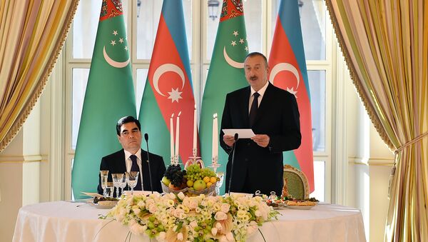Официальный прием от имени президента Ильхама Алиева в честь Гурбангулу Бердымухамедова - Sputnik Азербайджан