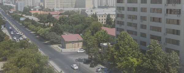 Загрязненный пылью воздух в Баку - Sputnik Азербайджан