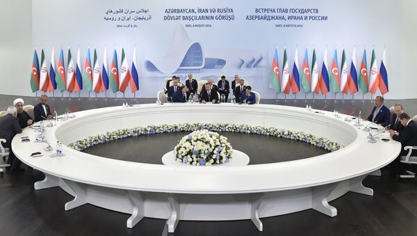 Встреча глав государств Азербайджана, Ирана и России, Баку, 8 августа 2017 года - Sputnik Азербайджан