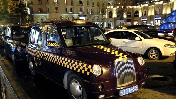 Лондонское такси в Баку, фото из архива - Sputnik Азербайджан