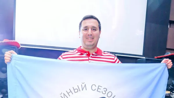 Директор Азербайджанской лиги КВН и Сборной Баку Джавид Шахбазбеков - Sputnik Азербайджан