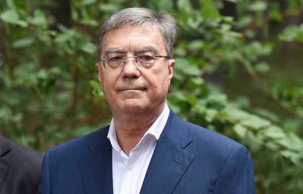 Посол России в Азербайджане Владимир Дорохин: годы идут, но память о Муслиме Магомаеве не угасает Посол России в Азербайджане Владимир Дорохин: годы идут, но память о Муслиме Магомаеве не угасает - Sputnik Азербайджан