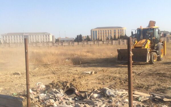 Очистка территории от мусора - Sputnik Азербайджан