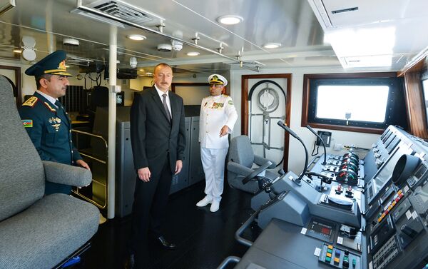 Ильхам Алиев ознакомился с недавно построенным пограничным сторожевым кораблем типа Туфан - Sputnik Азербайджан