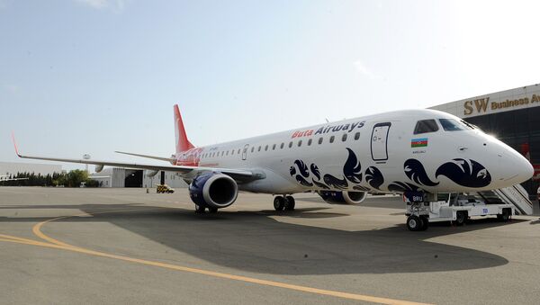 “Buta Airways” aviaşirkətinin “Embraer 190” təyyarəsi - Sputnik Azərbaycan