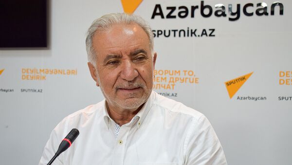 Председатель Общества свободных потребителей Азербайджана Эюб Гусейнов - Sputnik Азербайджан