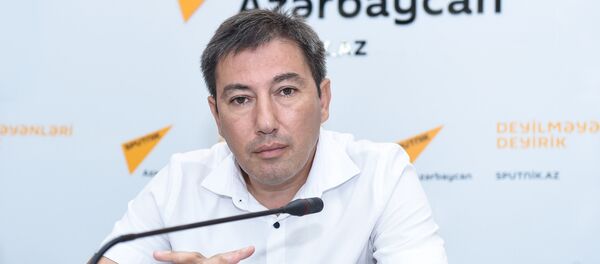 Политолог Ильгар Велизаде - Sputnik Азербайджан