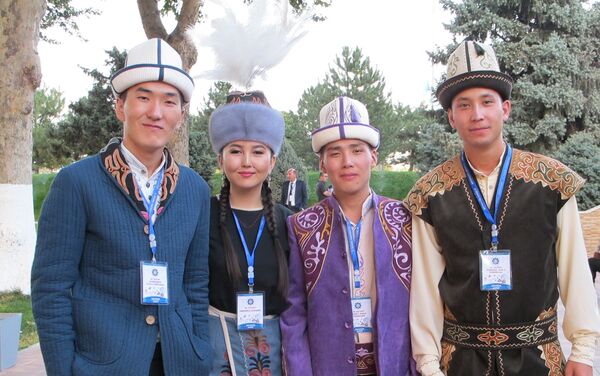 Şark taronaları (Şərq təranələri) XI Beynəlxalq Musiqi Festivalının qran-prisi - Sputnik Azərbaycan