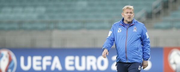 Azərbaycan milli futbol komandasının baş məşqçisi Robert Prosineçki, arxiv şəkli - Sputnik Азербайджан