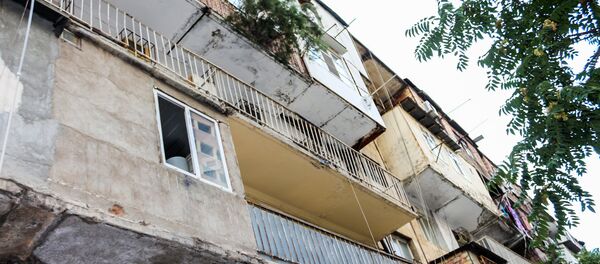 Nəsimi rayonu Keykab Səfərəliyeva küçəsi 25 ünvanında yerləşən yaşayış binası - Sputnik Азербайджан