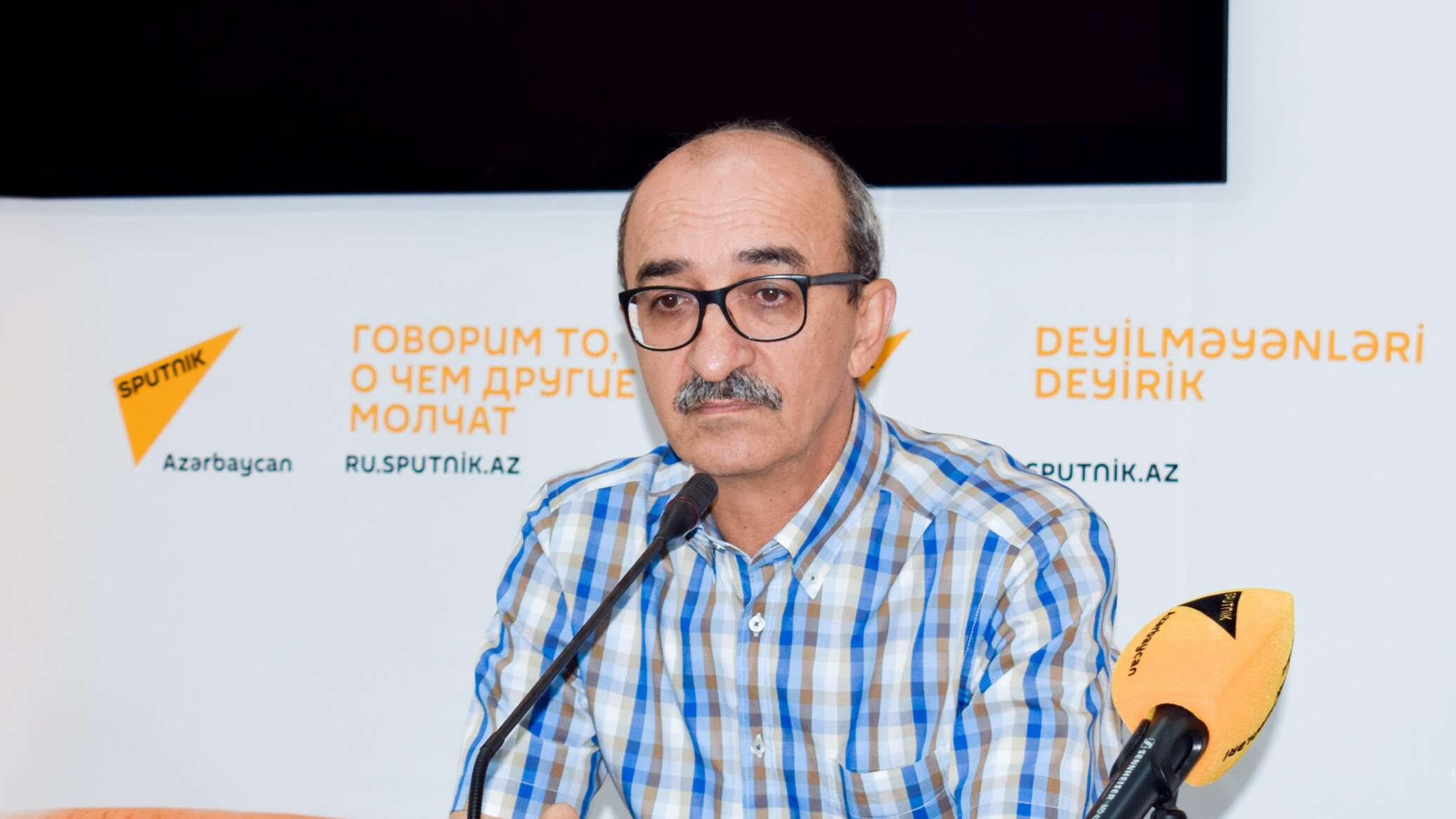 Azad İsazadə: “Uşaqların internetdən istifadəsi nəzarət altında olmalıdır”