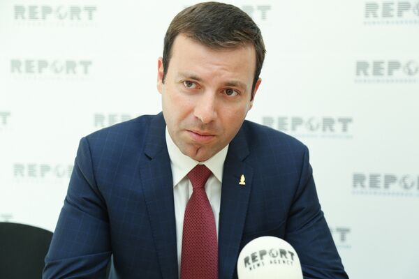 Генеральный секретарь АФФА Эльхан Мамедов, фото из архива Генеральный секретарь АФФА Эльхан Мамедов, фото из архива - Sputnik Азербайджан