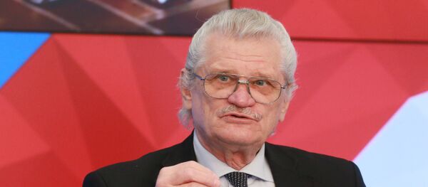 Старший научный сотрудник Центра изучения Ближнего и Среднего Востока ИВ РАН Владимир Сажин - Sputnik Азербайджан