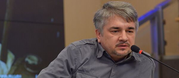 Политический эксперт Ростислав Ищенко Политический эксперт Ростислав Ищенко - Sputnik Азербайджан