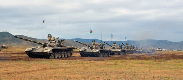 Военные учения азербайджанской армии, фото из архива - Sputnik Азербайджан