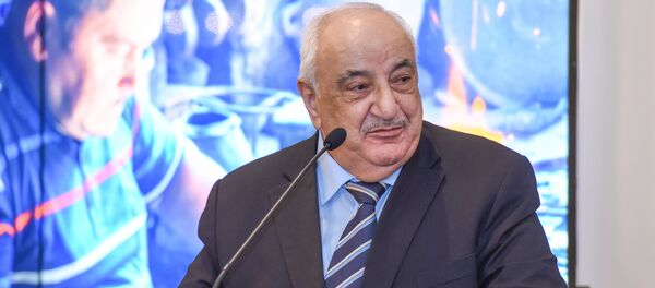 Заместитель премьер-министра Абид Шарифов Заместитель премьер-министра Абид Шарифов - Sputnik Азербайджан