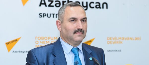 Руководитель Общественного объединения гуманитарной поддержки Хаят Азер Аллахверанов - Sputnik Азербайджан