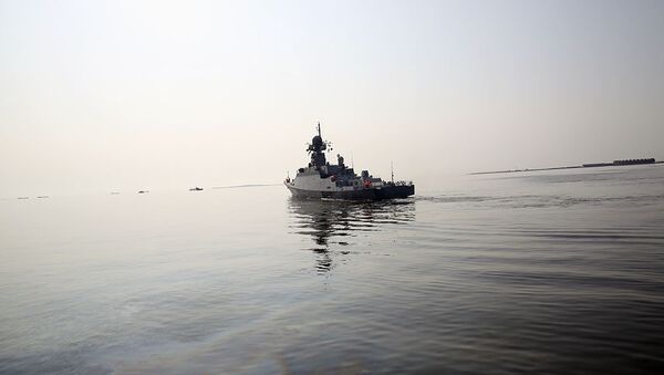 Военные корабли Каспийской флотилии покинули Бакинский порт - Sputnik Азербайджан