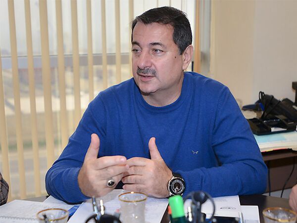 Вагиф Садыхов: в игре с хорватами сборная Азербайджана преодолела несколько синдромов - Sputnik Азербайджан