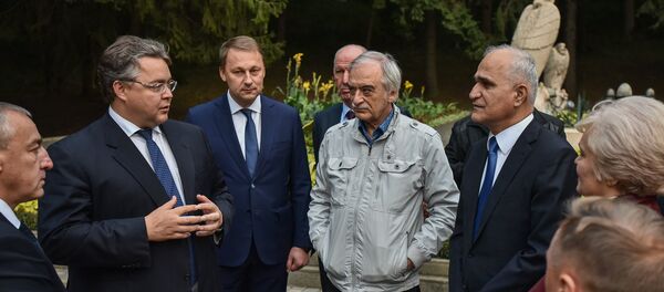 На Ставрополье с рабочим визитом прибыл министр экономики Азербайджана Шахин Мустафаев - Sputnik Азербайджан
