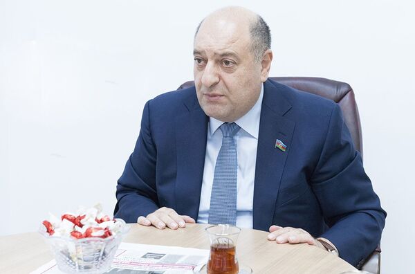 Millət vəkili Musa Quliyev Millət vəkili Musa Quliyev - Sputnik Azərbaycan