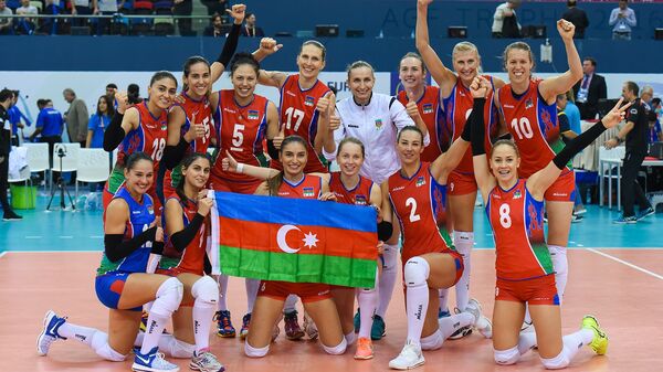 Qadın voleybolçulardan ibarət Azərbaycan milli komandası Almaniya ilə oyundan sonra - Sputnik Azərbaycan