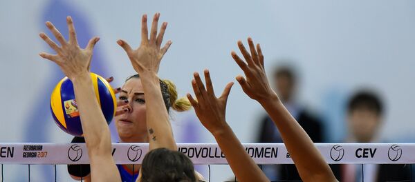 Полуфинал чемпионата Европы 2017 среди женщин по волейболу. Матч между сборными Азербайджана и Нидерландов  - Sputnik Азербайджан