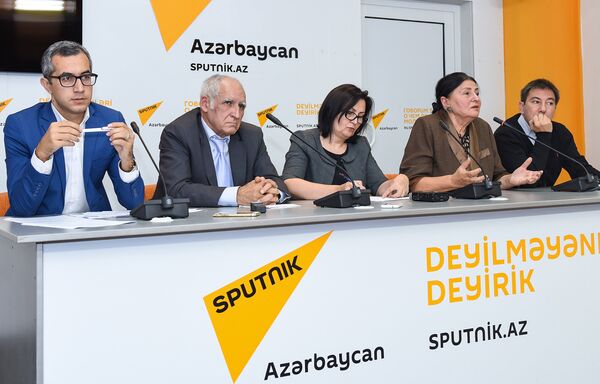 Пресс-конференция, приуроченная ко Дню учителя в мультимедийном пресс-центре Sputnik Азербайджан - Sputnik Азербайджан