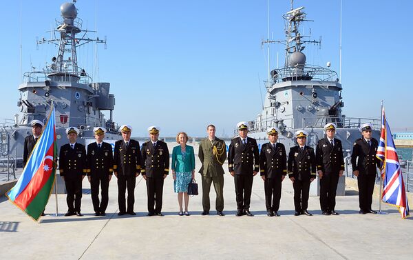 Курс планирования морской безопасности, организованный Королевским флотом Великобритании, начался на базе ВМС в Баку - Sputnik Азербайджан