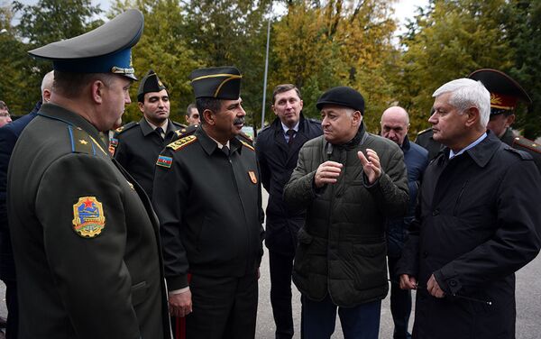 Министр обороны Азербайджана посетил Военную академию Республики Беларусь - Sputnik Азербайджан
